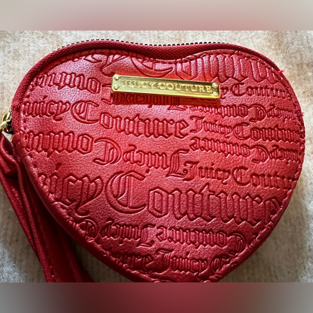 Juicy Couture heart wristlet